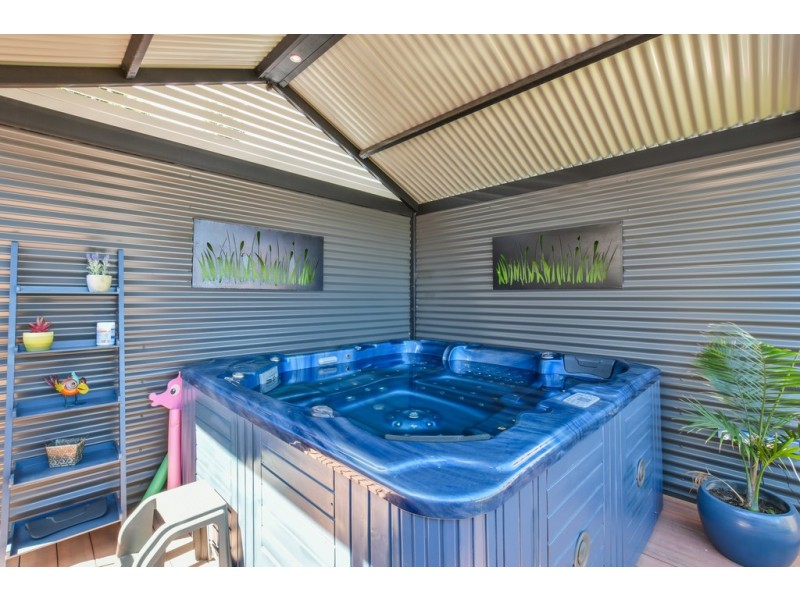 12 Sameden Drive, Noarlunga Downs SA 5168