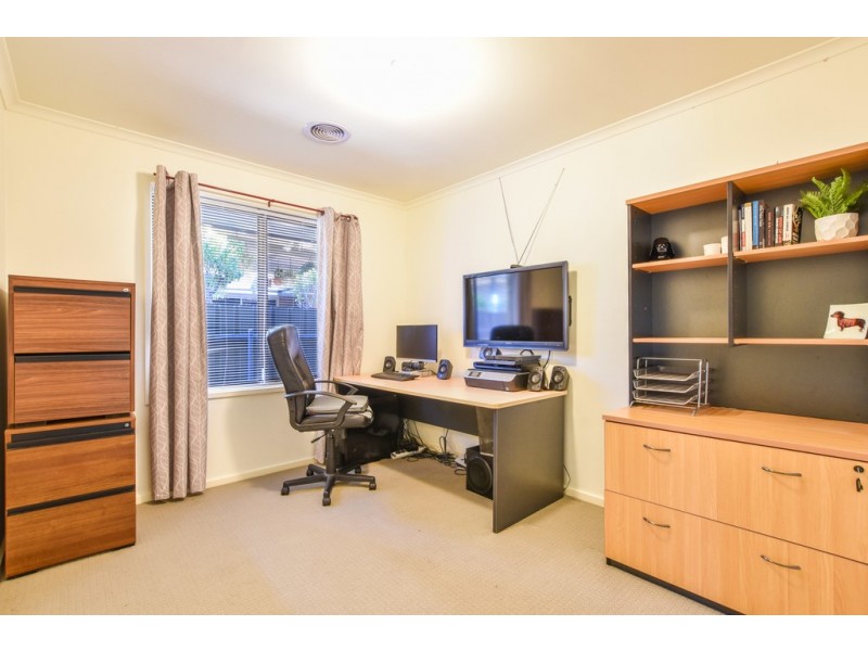 30 Kerrin Avenue, Morphett Vale SA 5162