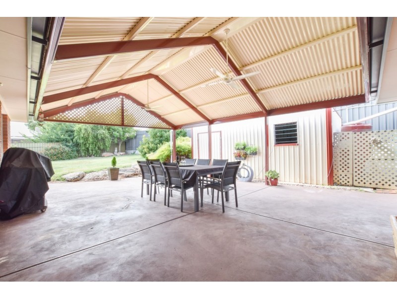 1 Young Street, Sheidow Park SA 5158