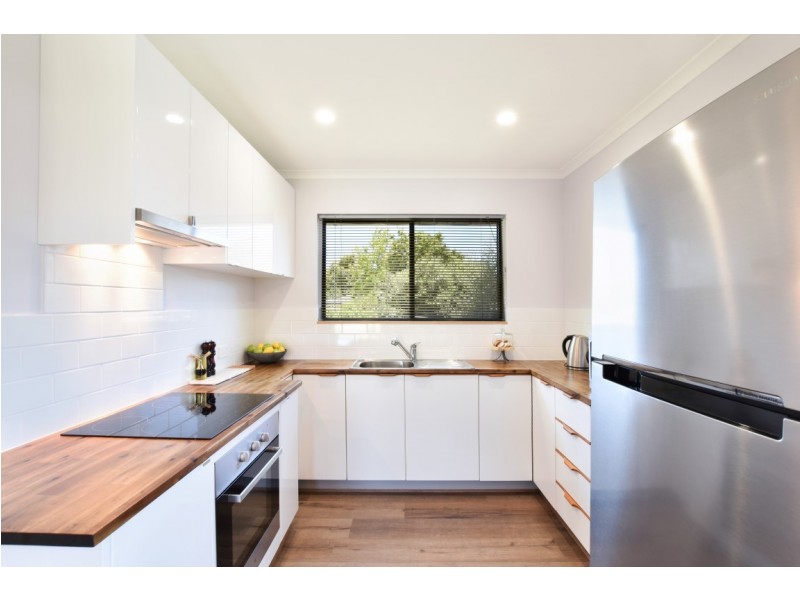 3-4 Malone Crescent, Morphett Vale SA 5162