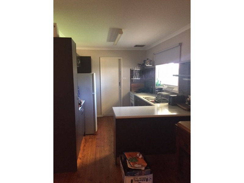 27 Croser Avenue, Aldinga Beach SA 5173