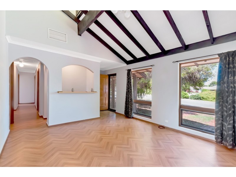 40 Thomas Crescent, Reynella SA 5161