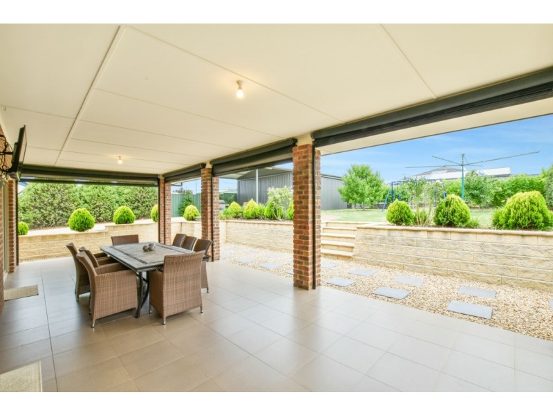 6 Spring Crescent, Mclaren Flat SA 5171