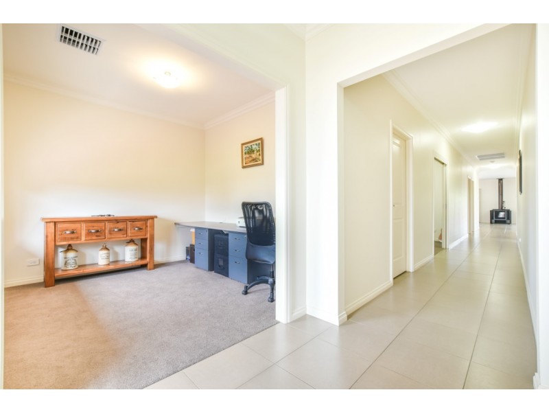 6 Spring Crescent, Mclaren Flat SA 5171