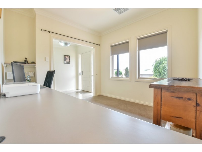 6 Spring Crescent, Mclaren Flat SA 5171