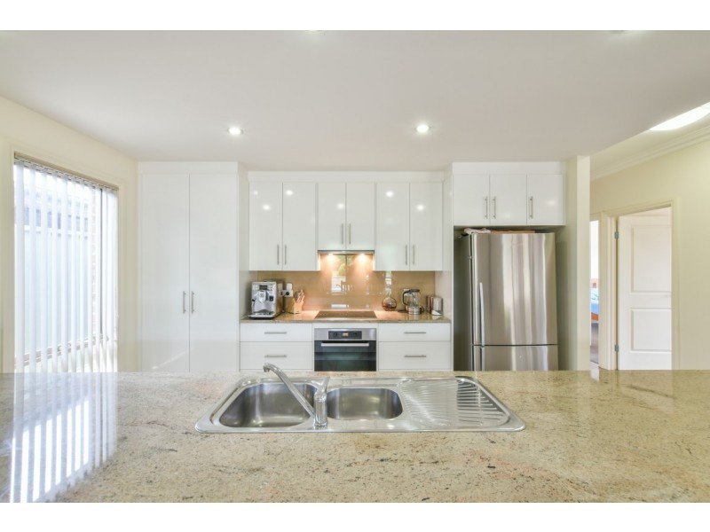 6 Spring Crescent, Mclaren Flat SA 5171