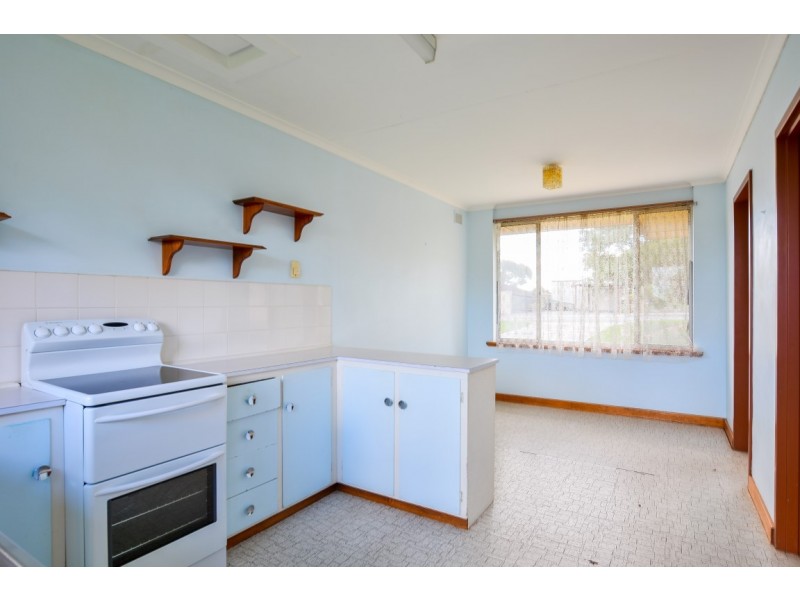 4 Suva Place, Happy Valley SA 5159