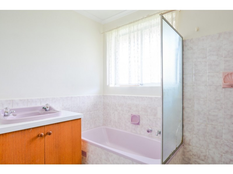 4 Suva Place, Happy Valley SA 5159