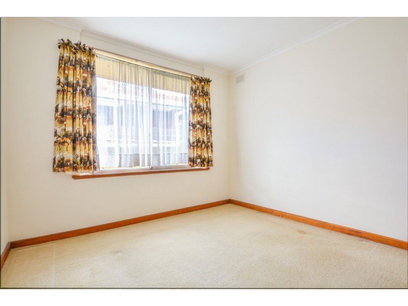 4 Suva Place, Happy Valley SA 5159