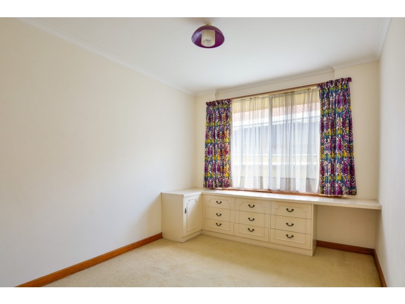 4 Suva Place, Happy Valley SA 5159