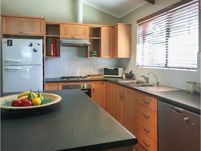 9 Narina Way, Aberfoyle Park SA 5159