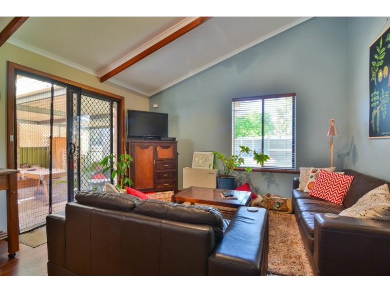 9 Narina Way, Aberfoyle Park SA 5159