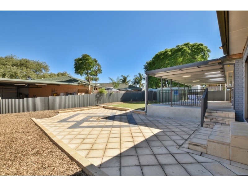 10 Kiah Crescent, Sheidow Park SA 5158