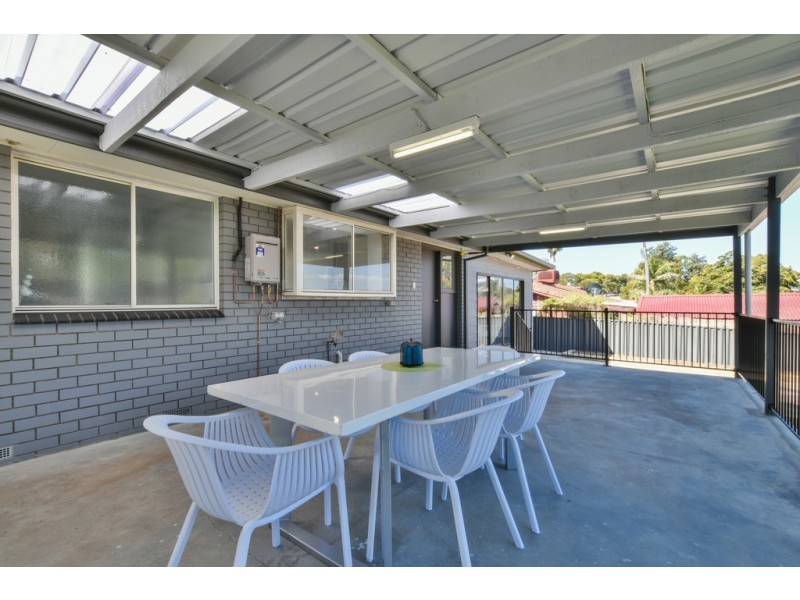 10 Kiah Crescent, Sheidow Park SA 5158