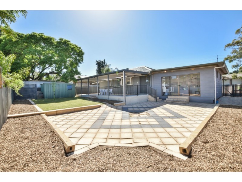 10 Kiah Crescent, Sheidow Park SA 5158