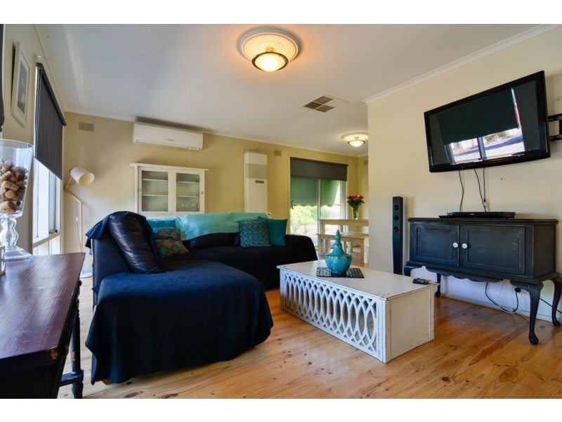 8 Winchley Way, Huntfield Heights SA 5163