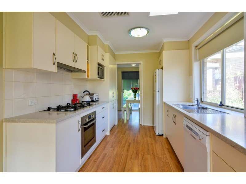 8 Winchley Way, Huntfield Heights SA 5163