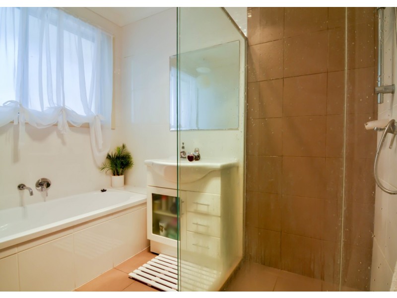 8 Winchley Way, Huntfield Heights SA 5163