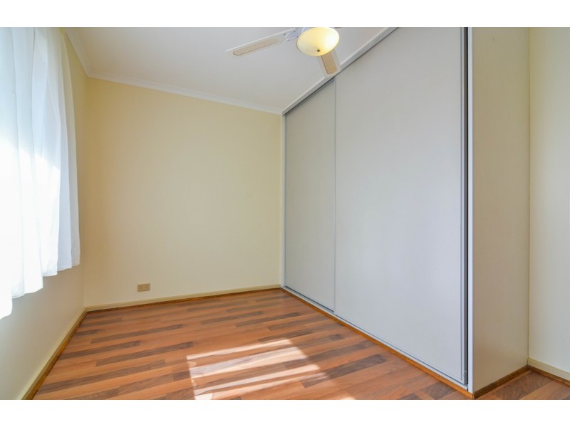 10 La Salle Court, Happy Valley SA 5159