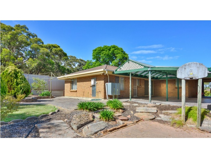 10 La Salle Court, Happy Valley SA 5159