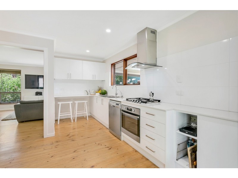 9 Mary Street, Happy Valley SA 5159