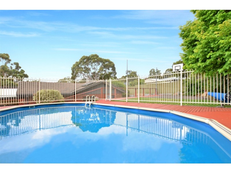 4 Goss Road, Aberfoyle Park SA 5159