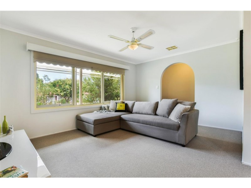 15 Waverley Drive, Willunga SA 5172