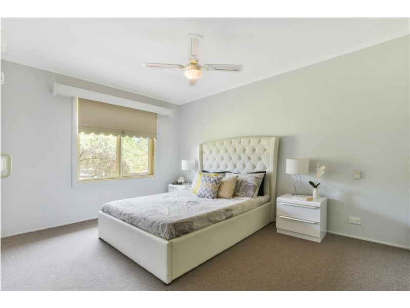 15 Waverley Drive, Willunga SA 5172