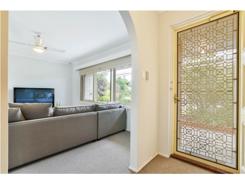 15 Waverley Drive, Willunga SA 5172