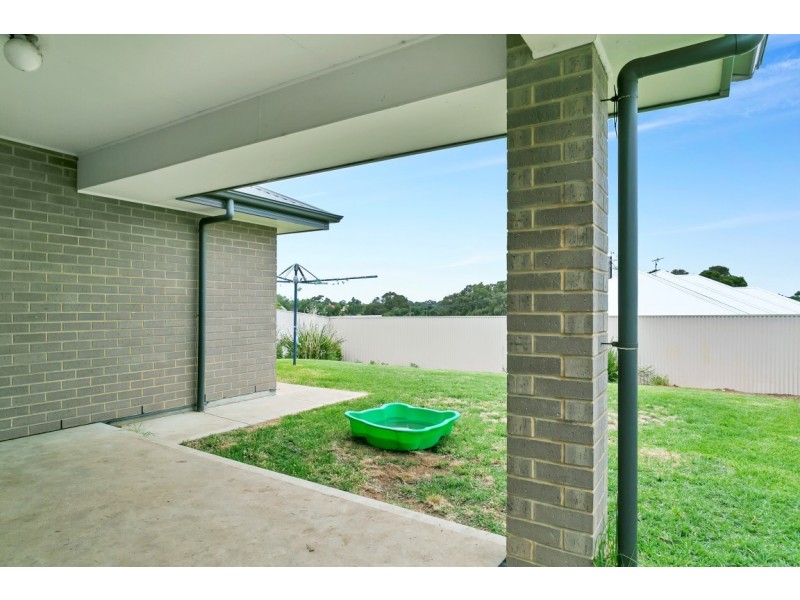 16 Dundee Close, Strathalbyn SA 5255