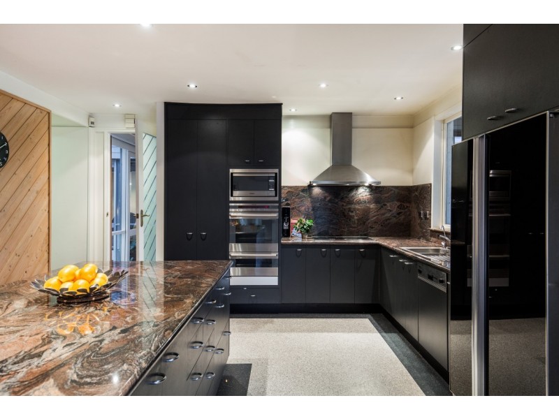 10 Clearview Avenue, Belair SA 5052