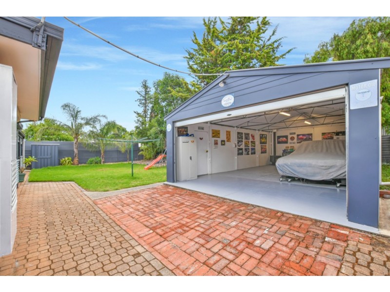 81 Wheatsheaf Road, Morphett Vale SA 5162