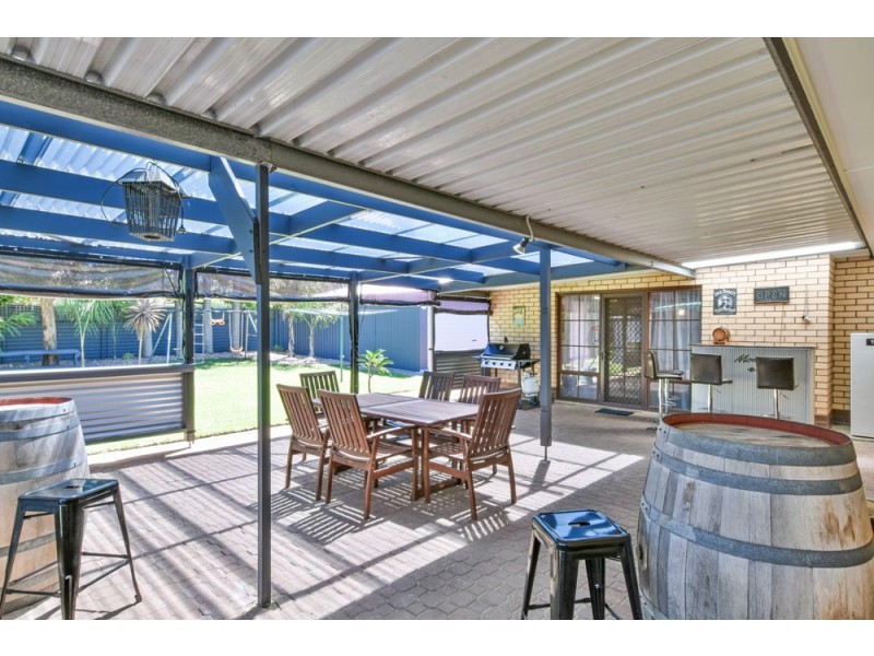 81 Wheatsheaf Road, Morphett Vale SA 5162