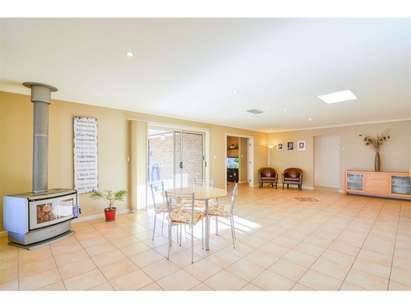 1 Bushing Court, Mclaren Vale SA 5171
