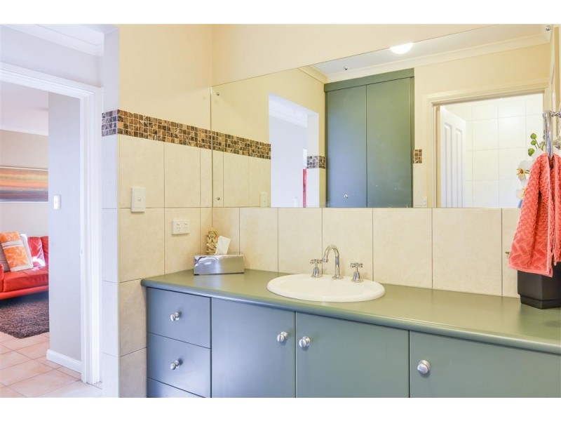 1 Bushing Court, Mclaren Vale SA 5171
