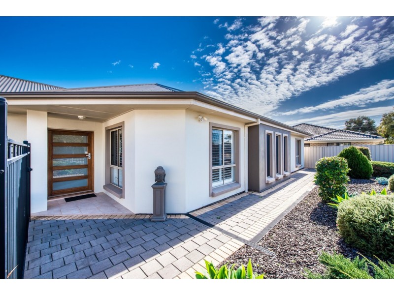 10 Glamis Avenue, Seacombe Gardens SA 5047