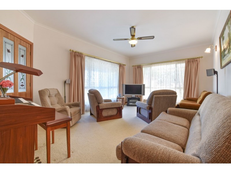 6 Mary Avenue, Normanville SA 5204