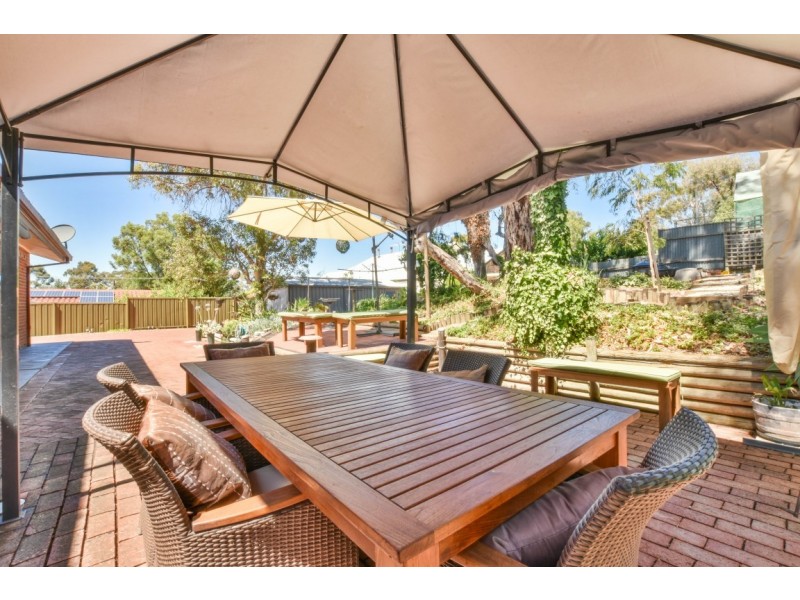 18 Jersey Road, Happy Valley SA 5159