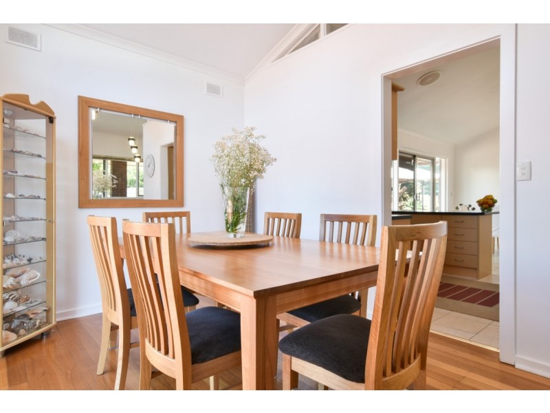 18 Jersey Road, Happy Valley SA 5159