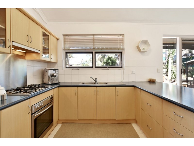 18 Jersey Road, Happy Valley SA 5159