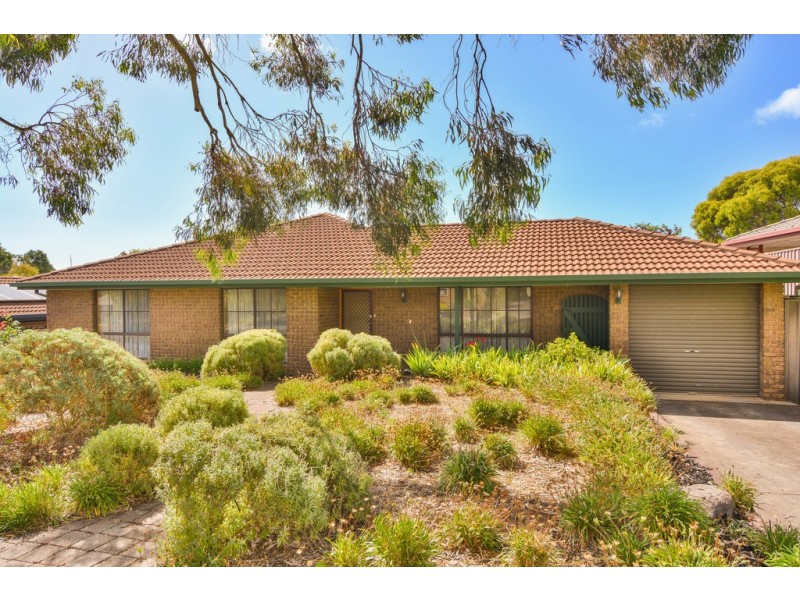 27 Sherebrooke Blvd, Woodcroft SA 5162