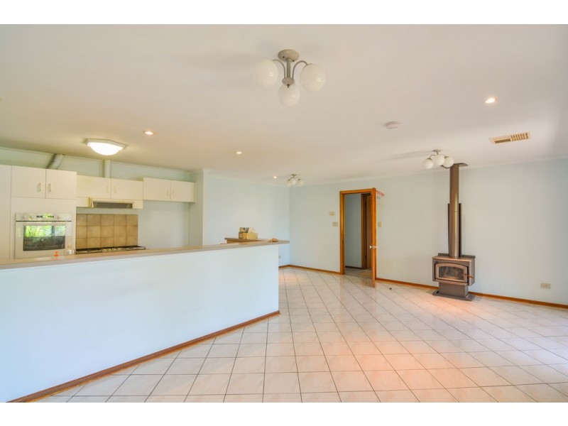 27 Sherebrooke Blvd, Woodcroft SA 5162