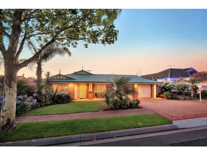 40 Grand Boulevard, Seaford Rise SA 5169