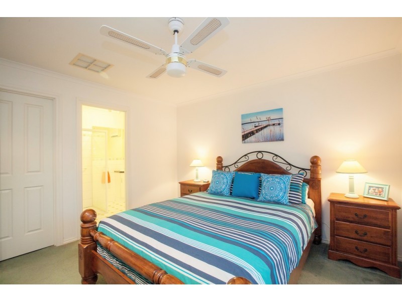 40 Grand Boulevard, Seaford Rise SA 5169