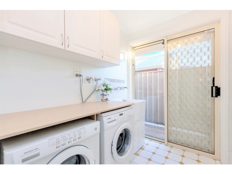 40 Grand Boulevard, Seaford Rise SA 5169