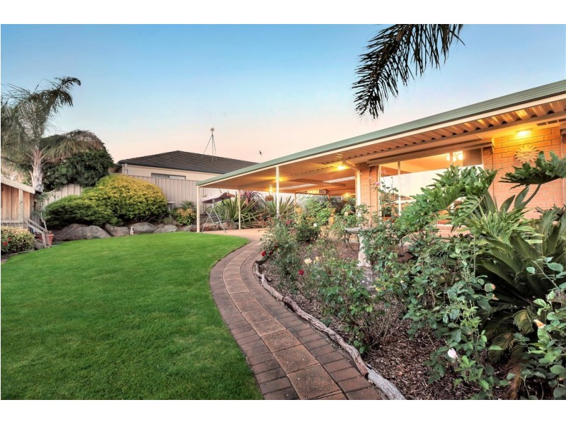 40 Grand Boulevard, Seaford Rise SA 5169