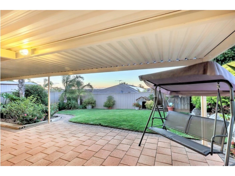40 Grand Boulevard, Seaford Rise SA 5169