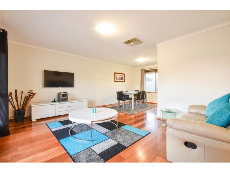 96 Mawson Circuit, Woodcroft SA 5162