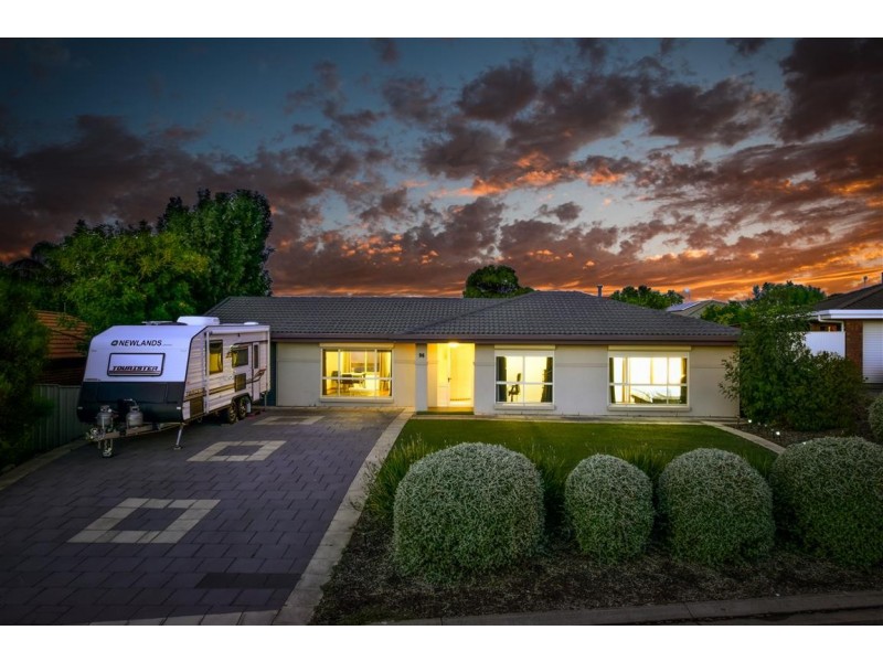 96 Mawson Circuit, Woodcroft SA 5162
