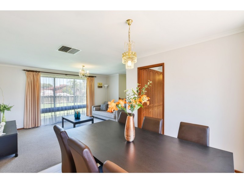 13 Moore Road, Reynella SA 5161